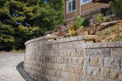 Gravity-Wall-Belgard-1