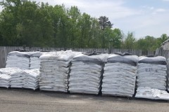 The perfect solution for small to medium areas to mulch.  Comes in 3 colors.